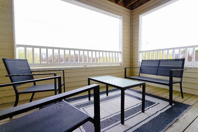 Balcony with Seating