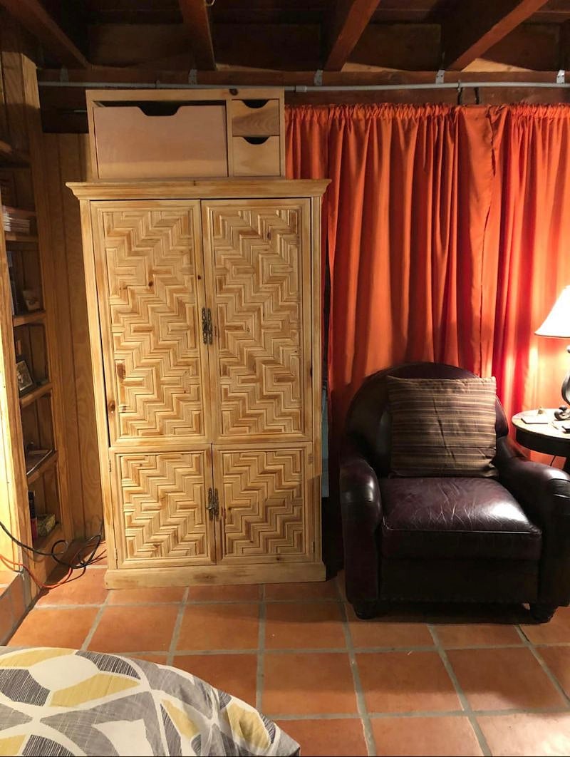 Armoire closet