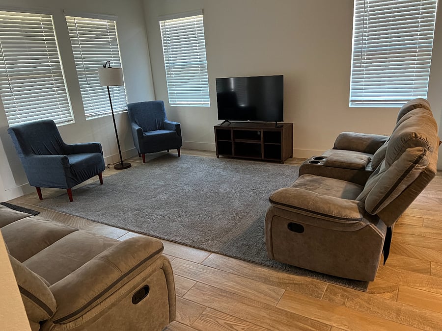 Furnished Finder property 367024_1 photo 9