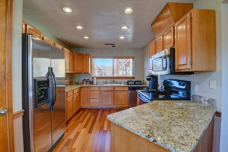 Furnished Finder property 367050_1 photo 8