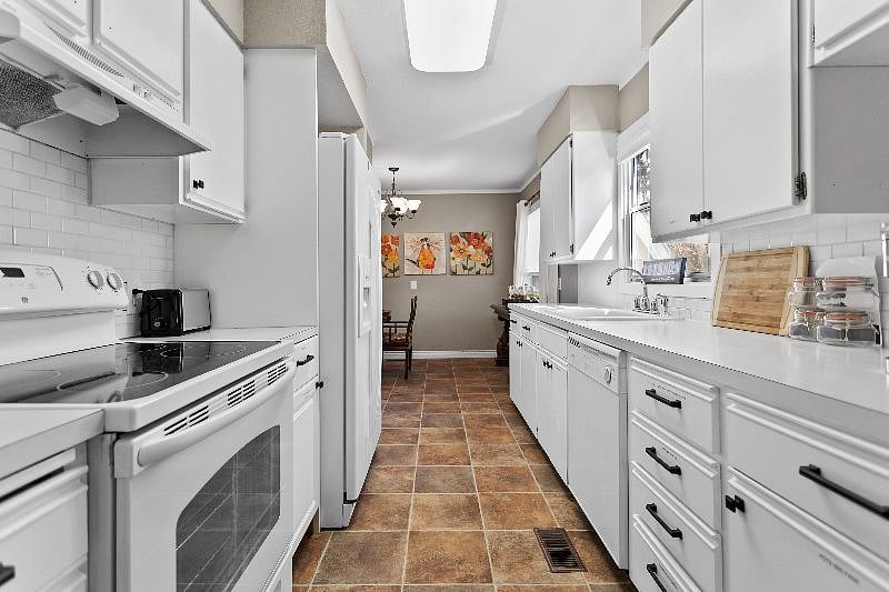 Furnished Finder property 367256_1 photo 10