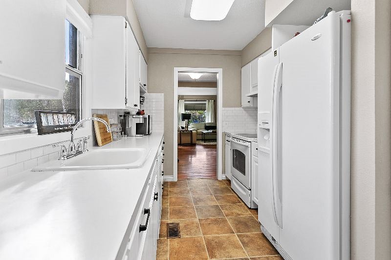 Furnished Finder property 367256_1 photo 12