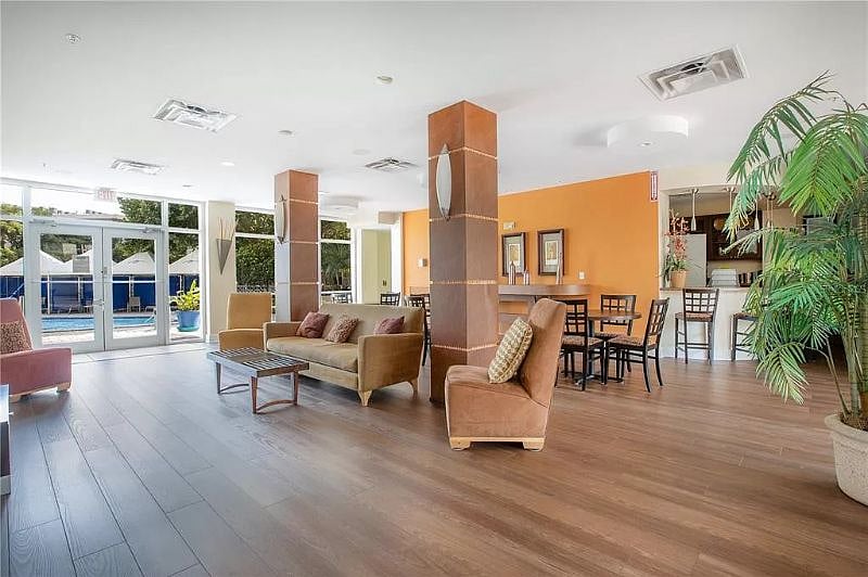 Furnished Finder property 367283_1 photo 5