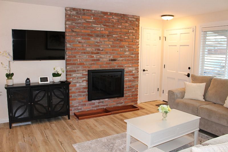 Furnished Finder property 367316_1 photo 17