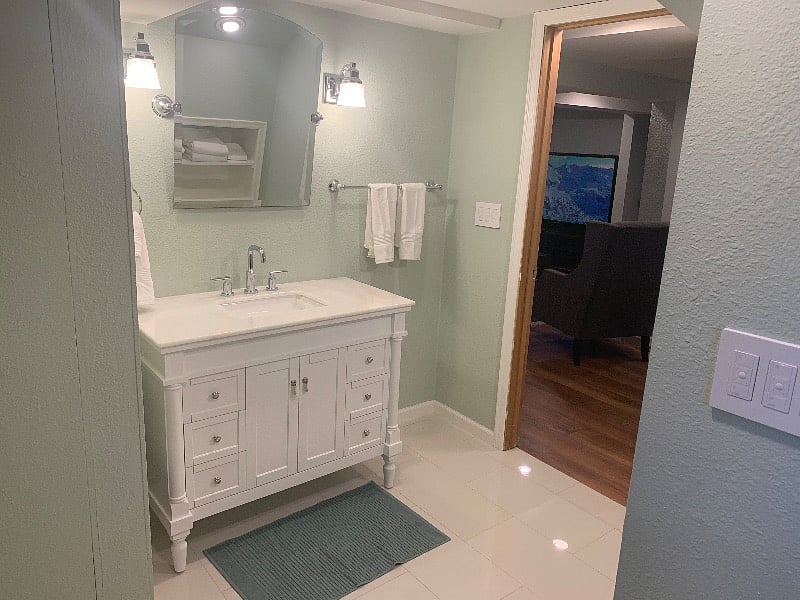 New vanity, fixtures.