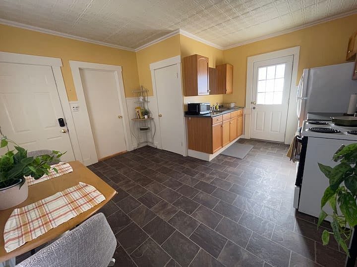 Furnished Finder property 367399_3 photo 3