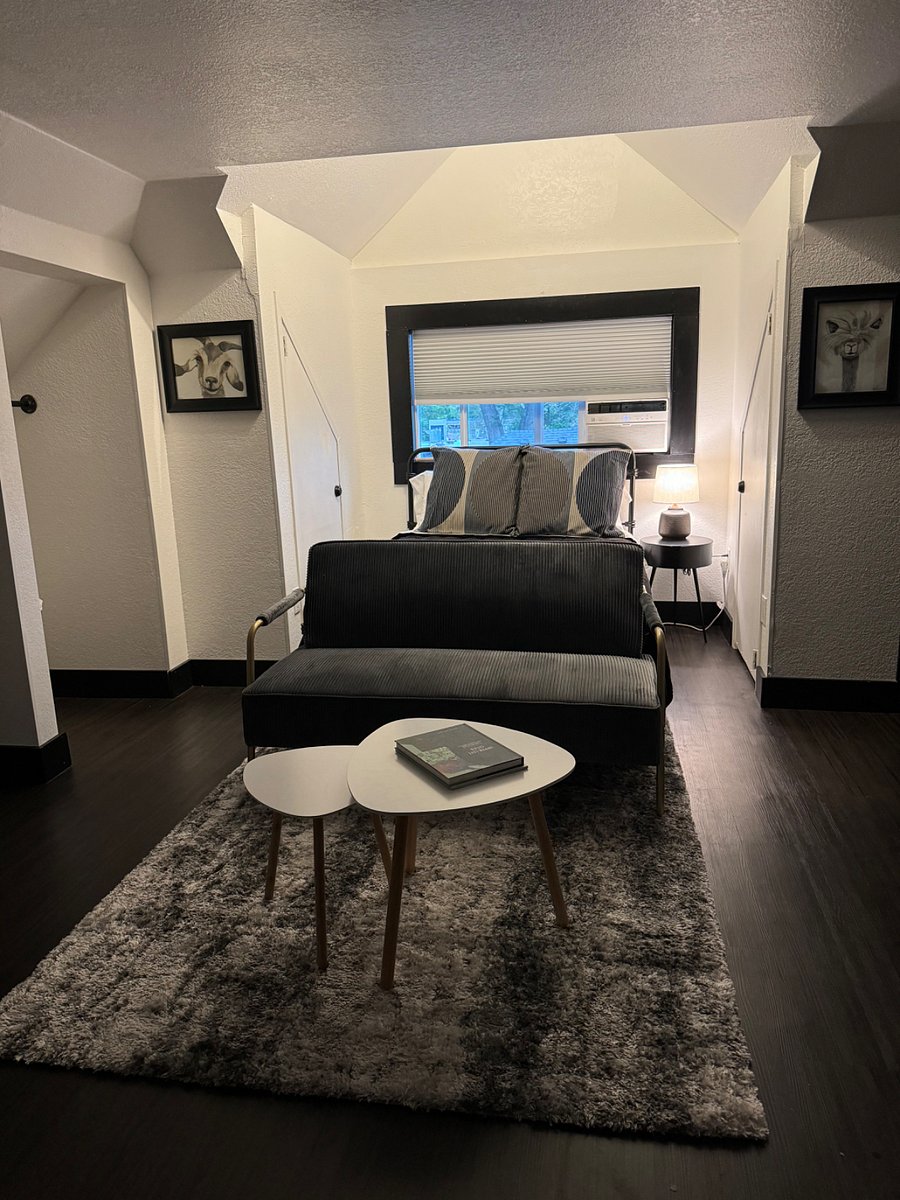 Furnished Finder property 367593_2 photo 8