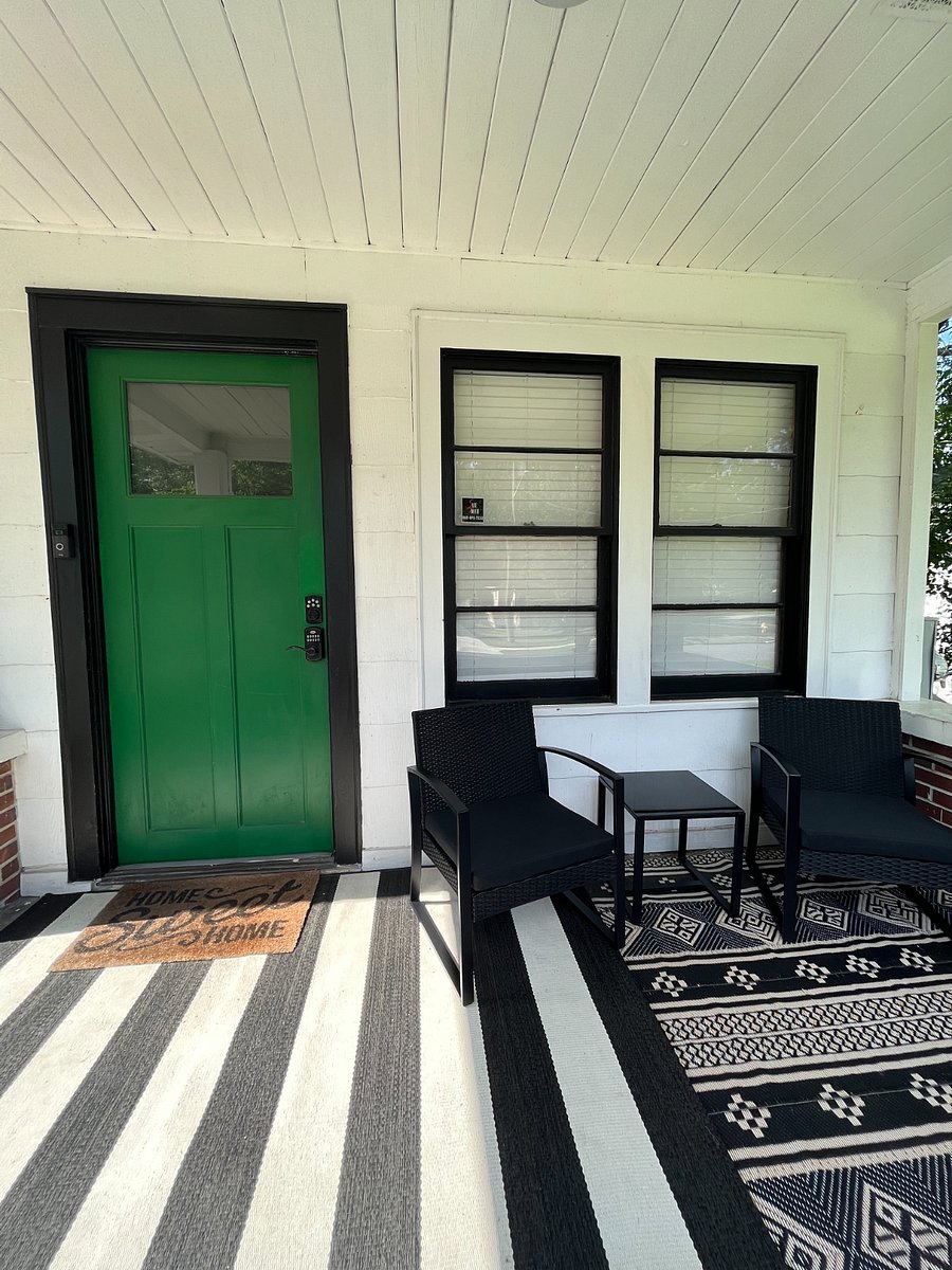 Furnished Finder property 367699_1 photo 2