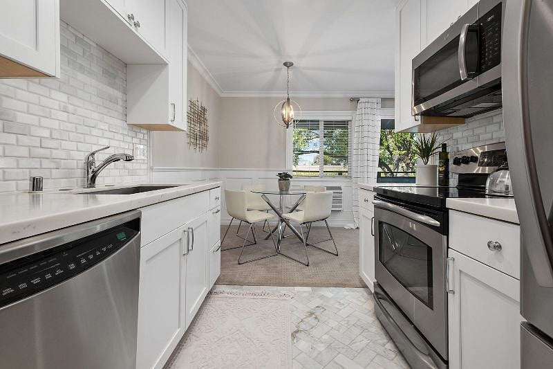 Furnished Finder property 367727_1 photo 16