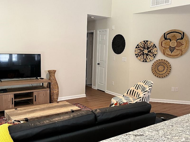 Furnished Finder property 367770_1 photo 3