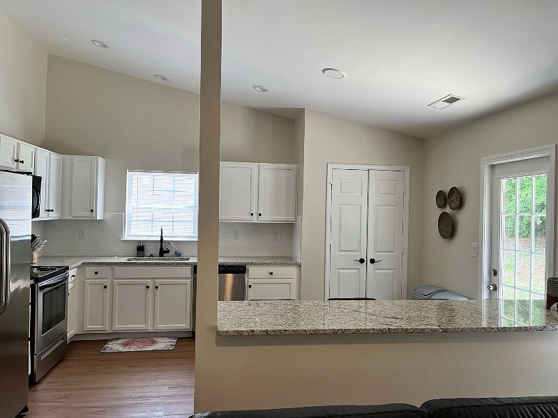 Furnished Finder property 367770_1 photo 19