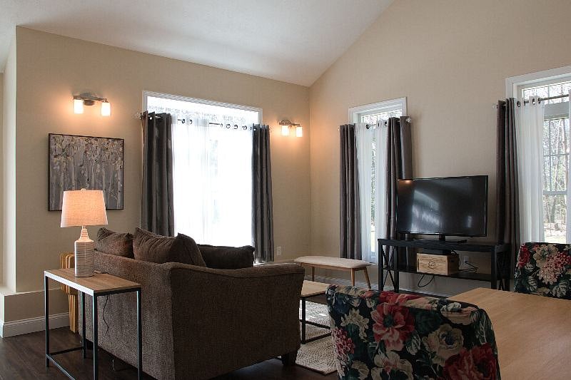 Furnished Finder property 367804_1 photo 3