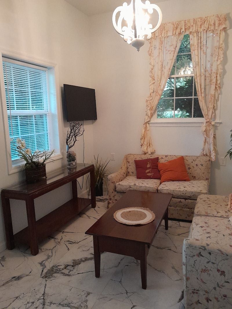 Furnished Finder property 367855_1 photo 10