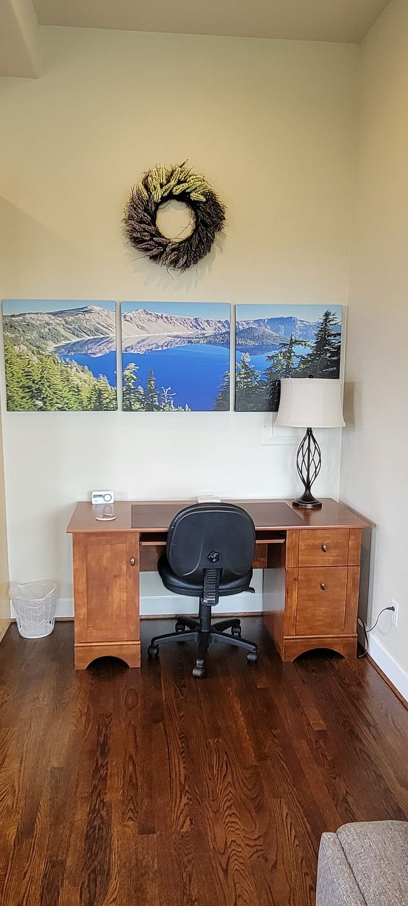 Desk area