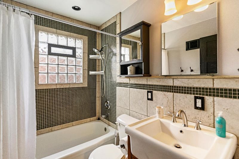 Furnished Finder property 368013_1 photo 28