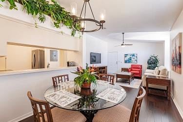 Furnished Finder property 368067_1 photo 9