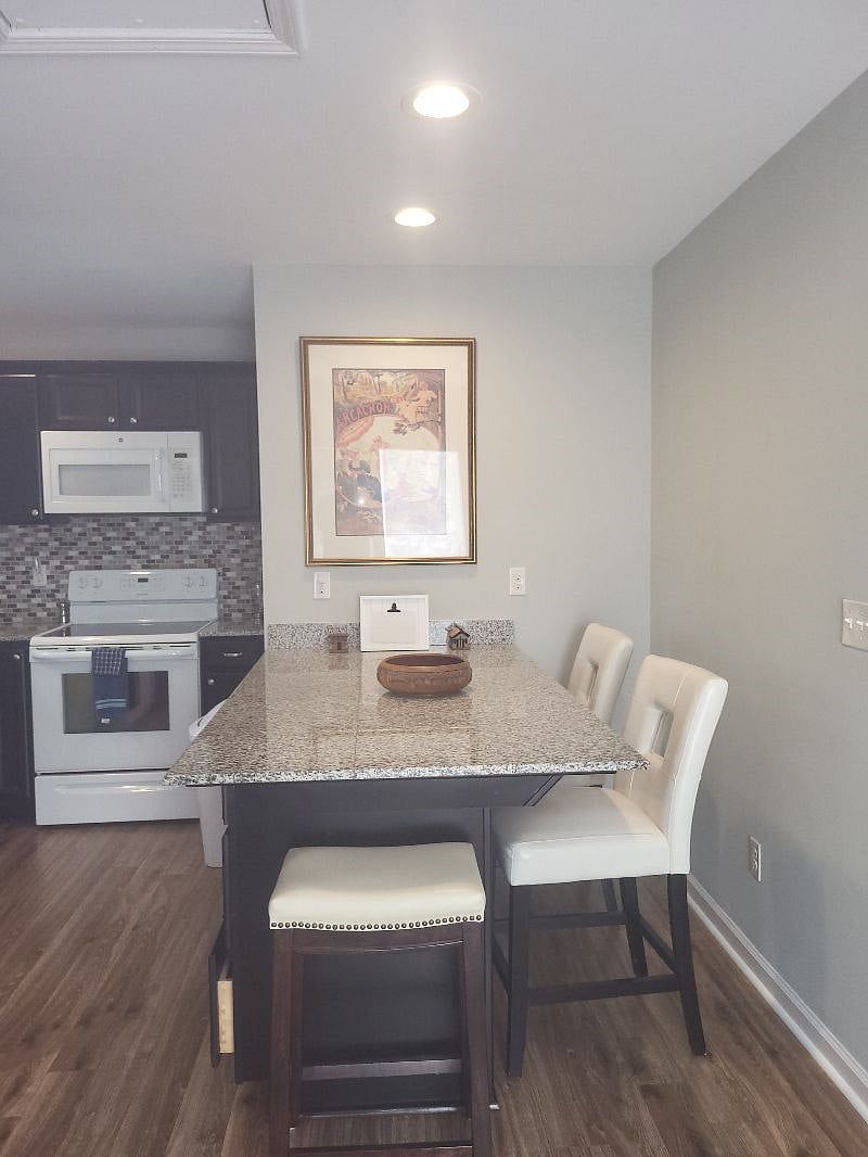 Furnished Finder property 368070_1 photo 23