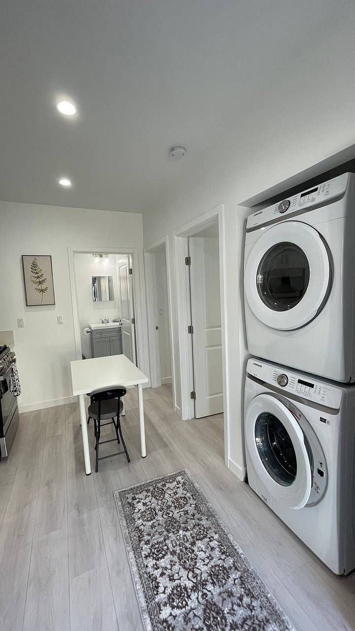 Furnished Finder property 368160_1 photo 7