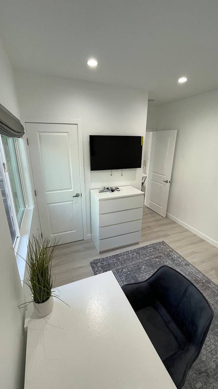 Furnished Finder property 368160_1 photo 10