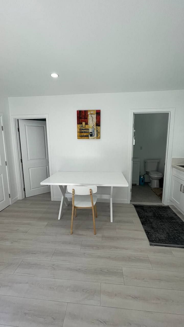 Furnished Finder property 368160_2 photo 5