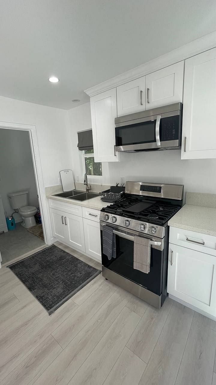 Furnished Finder property 368160_2 photo 6