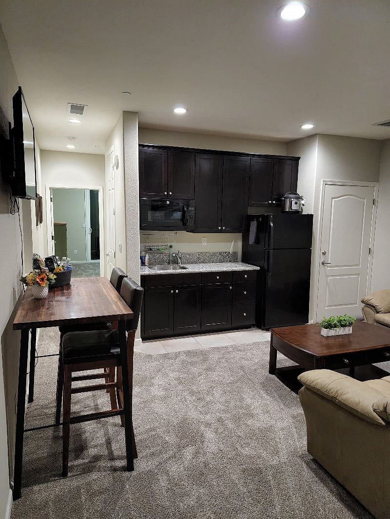 Furnished Finder property 368190_1 photo 4