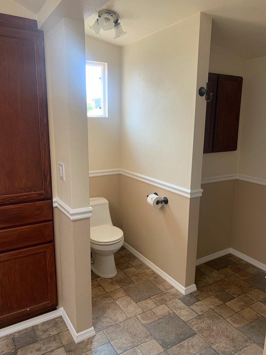 En Suite Master Bathroom
