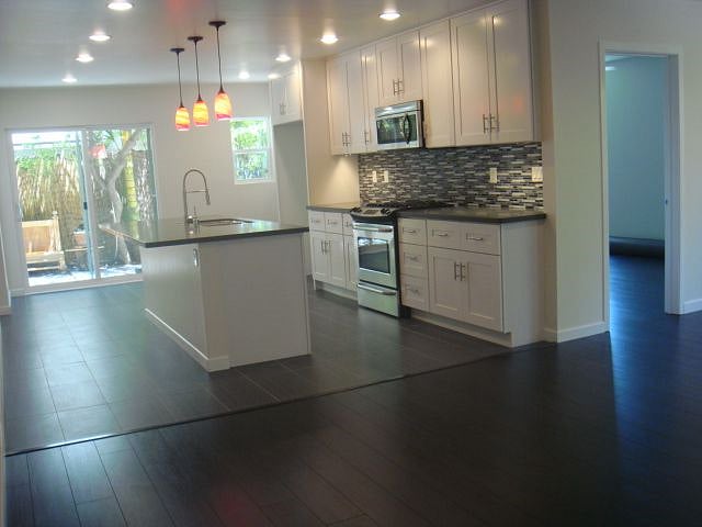 Furnished Finder property 368356_2 photo 8