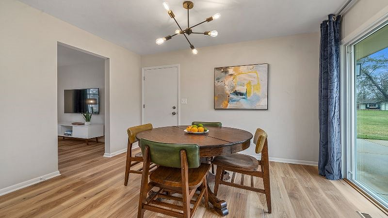 Furnished Finder property 368436_1 photo 7