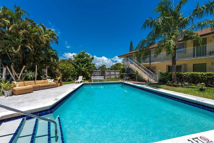 Furnished Finder property 368437_1 photo 10
