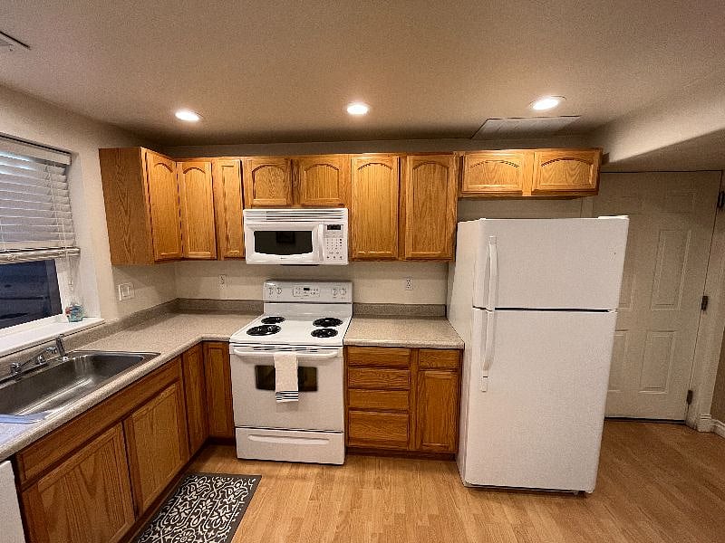 Furnished Finder property 368490_1 photo 15