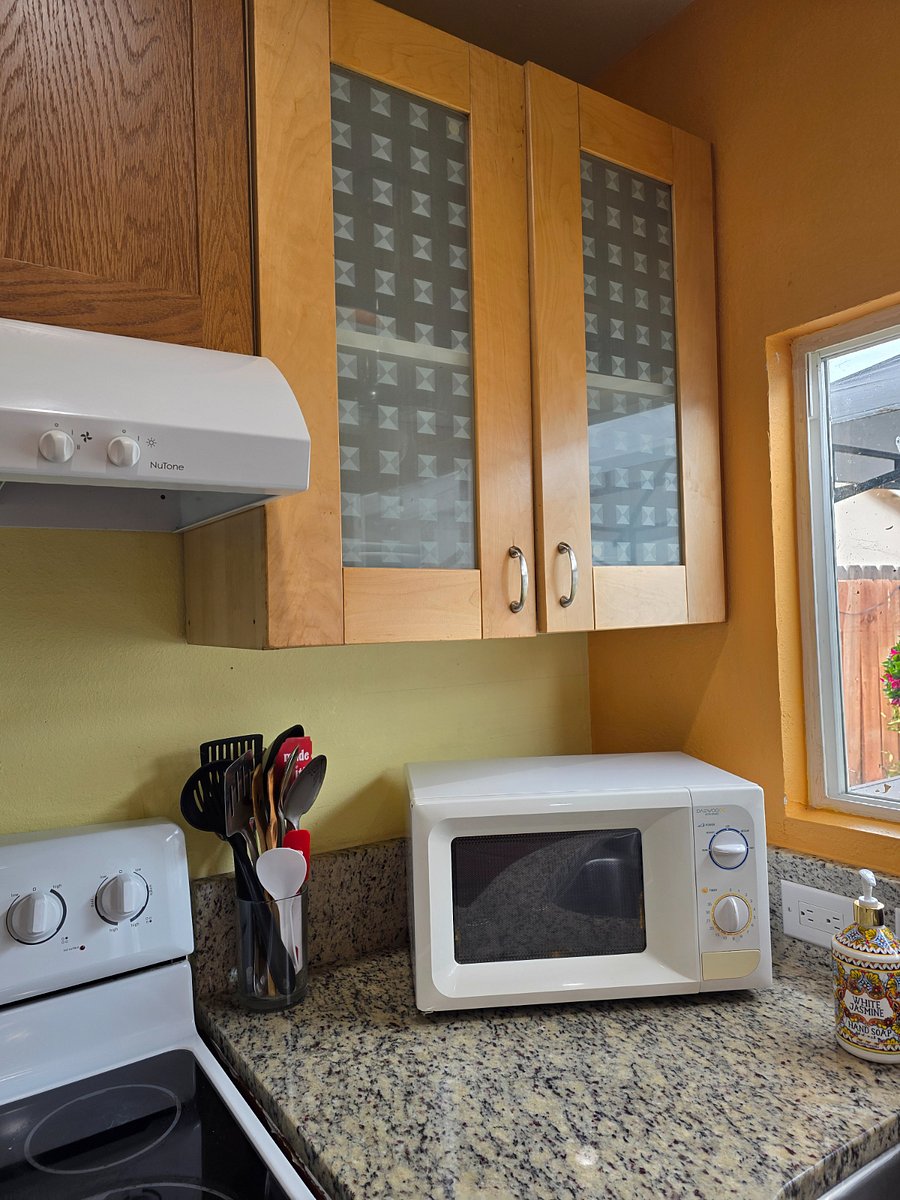 Furnished Finder property 368746_2 photo 5
