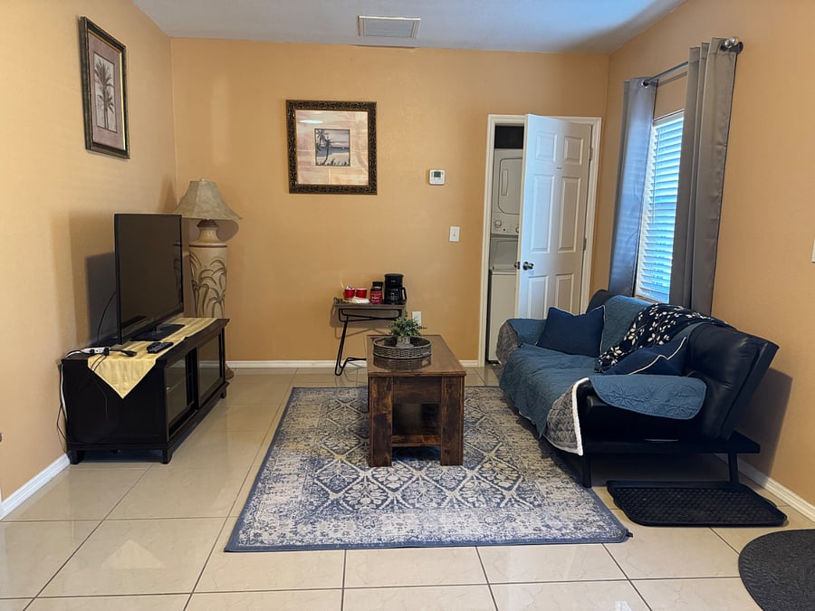 Furnished Finder property 368766_1 photo 3