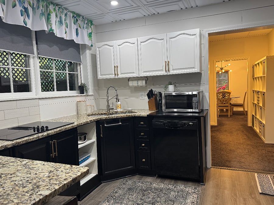 Furnished Finder property 368772_1 photo 3