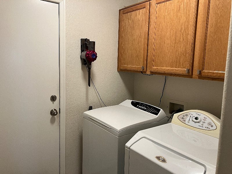 Fast / Efficient W/D with iron and ironing board available.