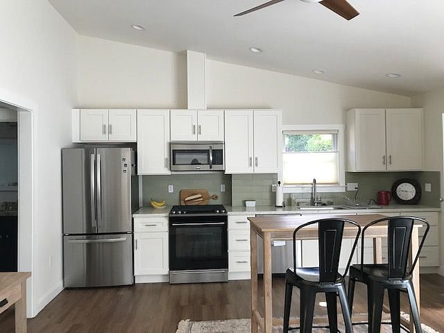 Furnished Finder property 368967_1 photo 9