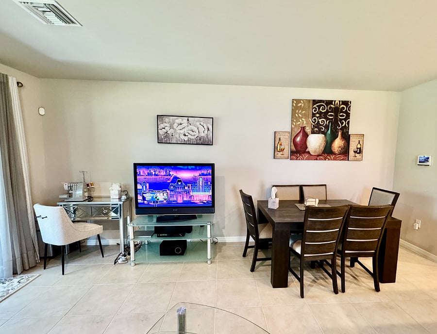 Furnished Finder property 369008_1 photo 5