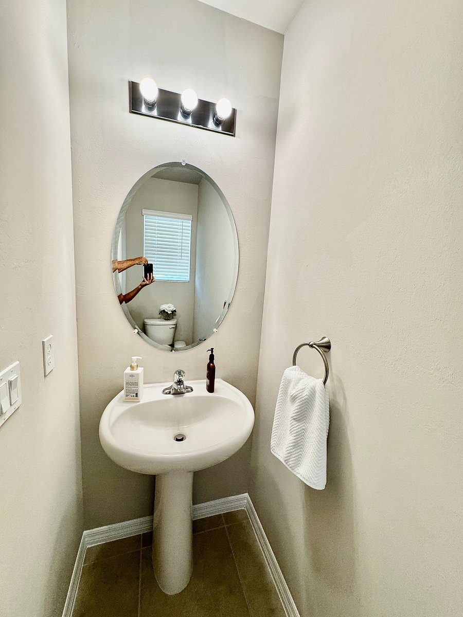 Furnished Finder property 369008_1 photo 21