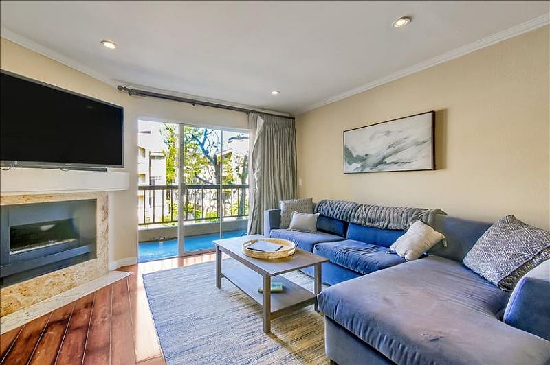 Furnished Finder property 369025_1 photo 7