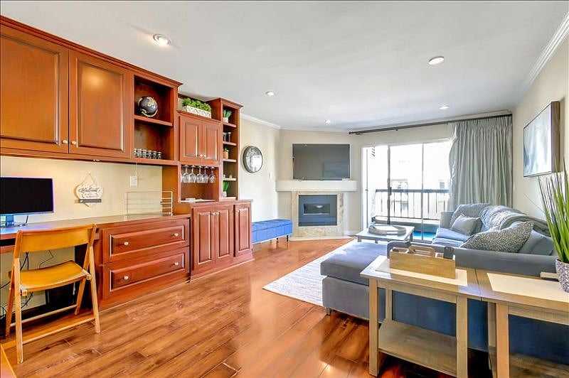 Furnished Finder property 369025_1 photo 8