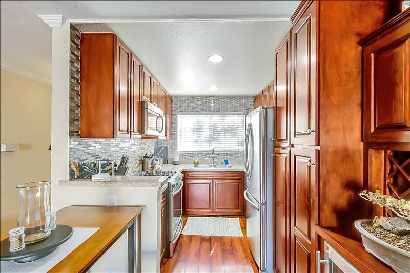 Furnished Finder property 369025_1 photo 11