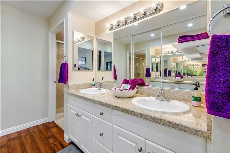 Furnished Finder property 369025_1 photo 21