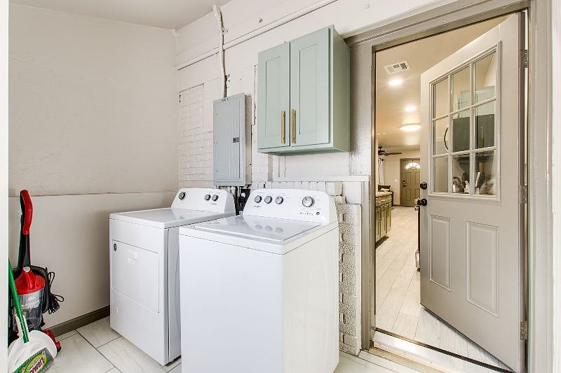 Furnished Finder property 369030_1 photo 16