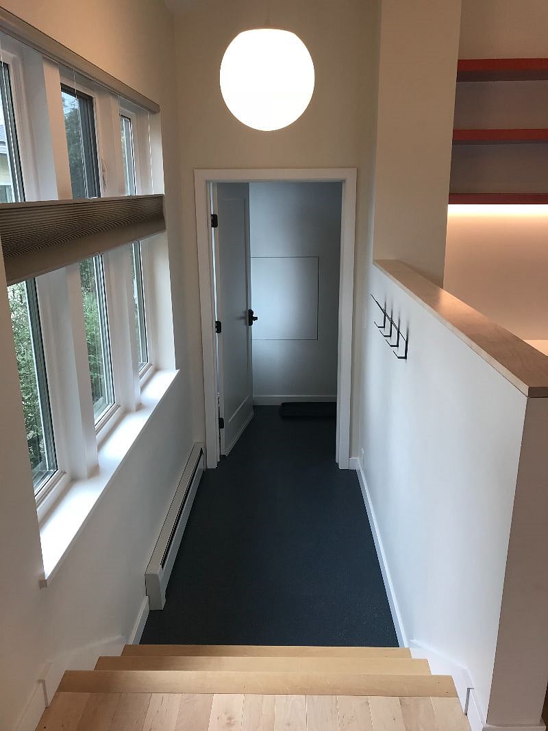 Apartment Entry/Exit