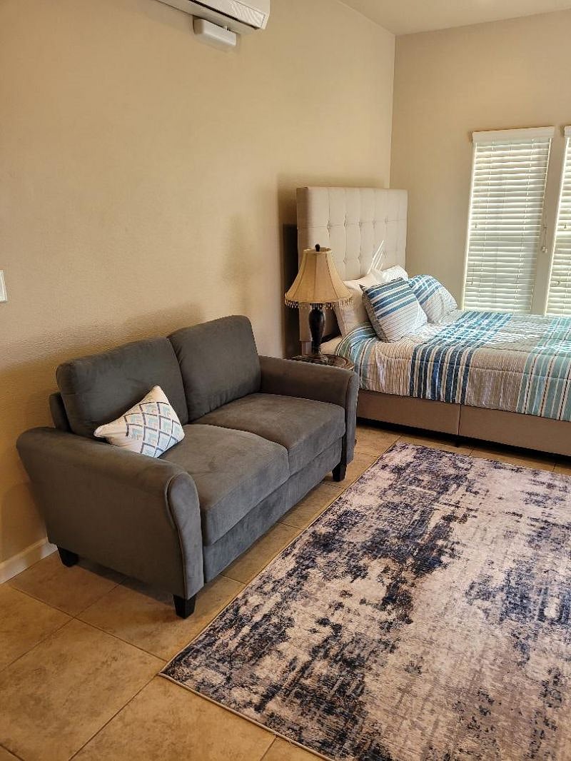 Furnished Finder property 369049_1 photo 3