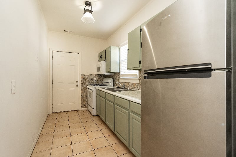 Furnished Finder property 369050_1 photo 8
