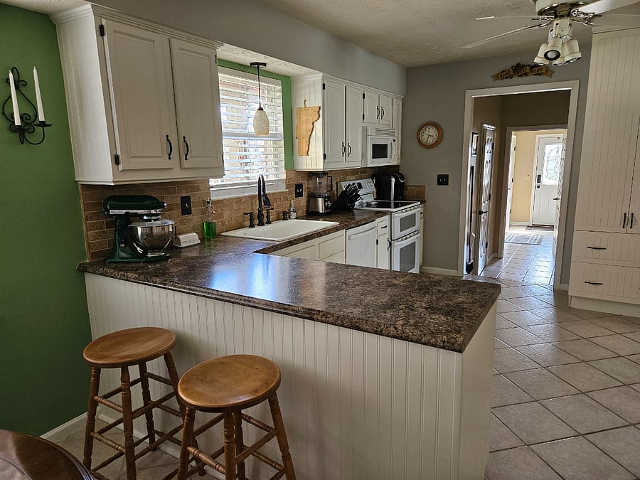 Furnished Finder property 369061_1 photo 3