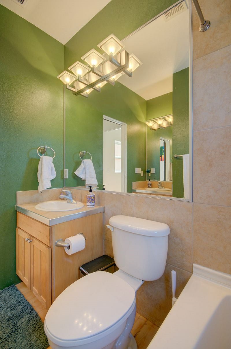 Furnished Finder property 369067_1 photo 17