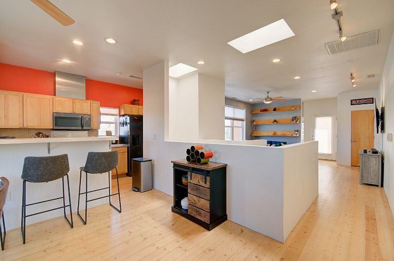 Furnished Finder property 369067_1 photo 9