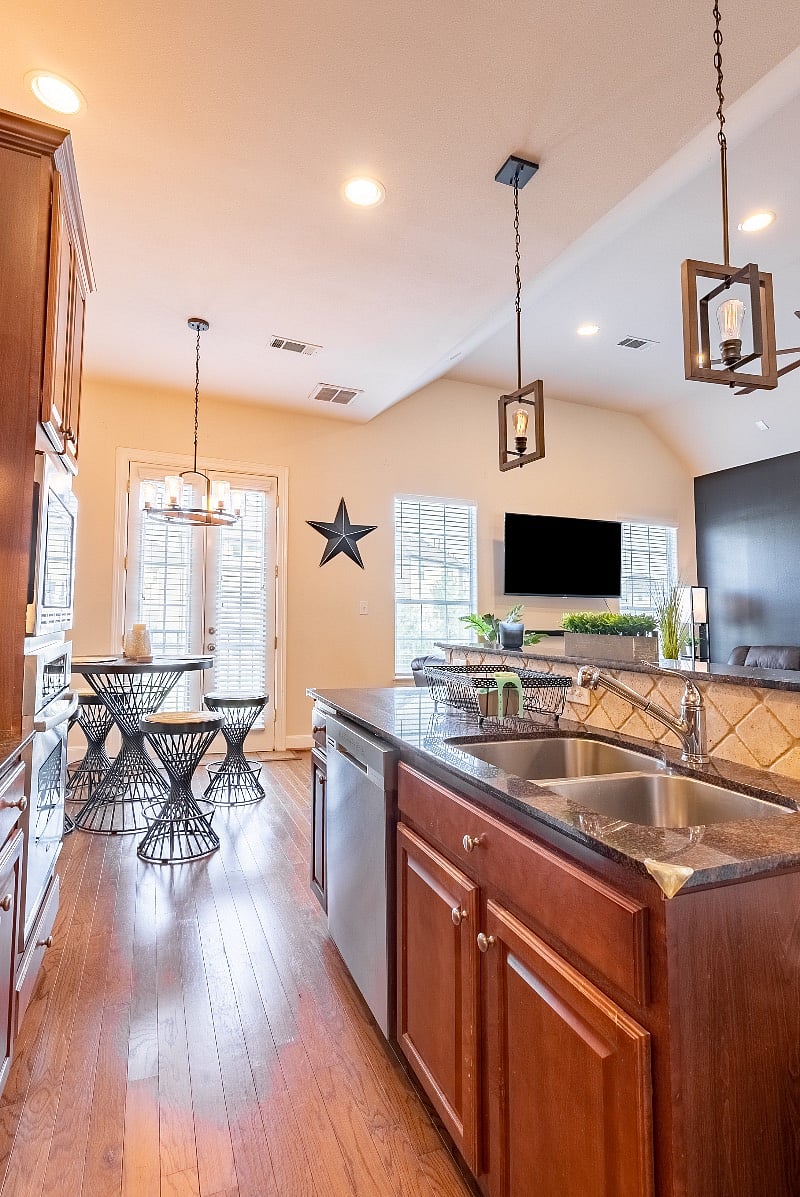 Furnished Finder property 369295_1 photo 11